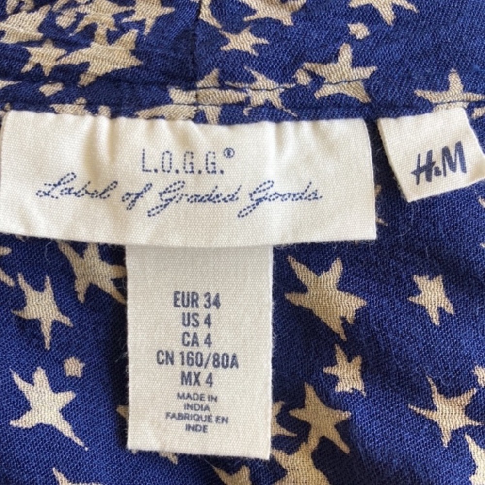 H&M L.O.G.G. stars print, viscose crinkle fabric,  button down top, navy blue, 4 - Picture 9 of 10